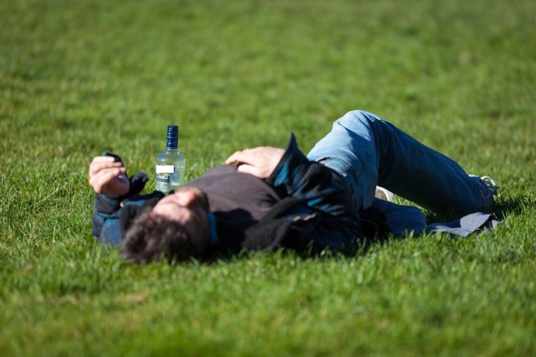 Alcoolismo e pandemia: entenda o que está acontecendo